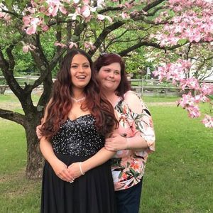 Meet your Posher, Pamela